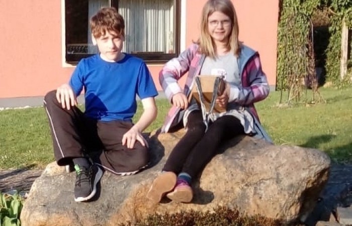 Aron & Kristanna Mertens, Hoxel